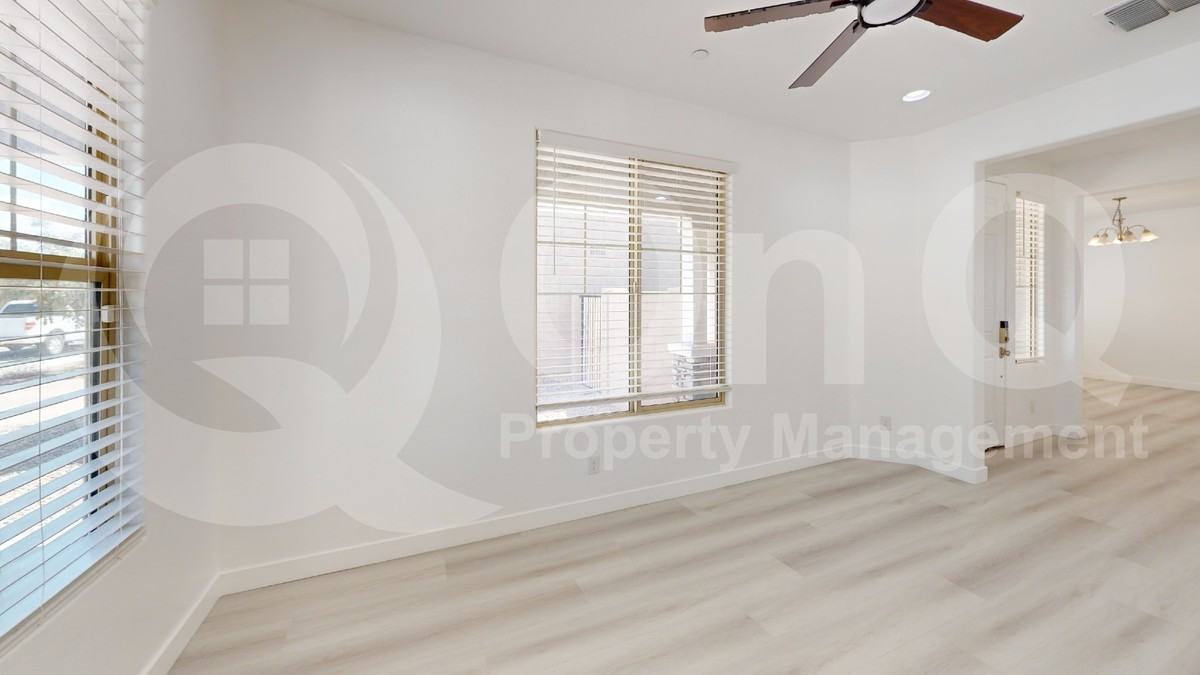 13203 W Brookhart Way - Photo 7 of 30