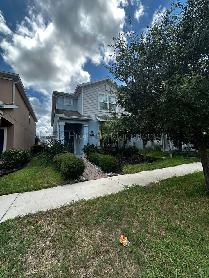 11830 Philosophy Way - Photo 2 of 35