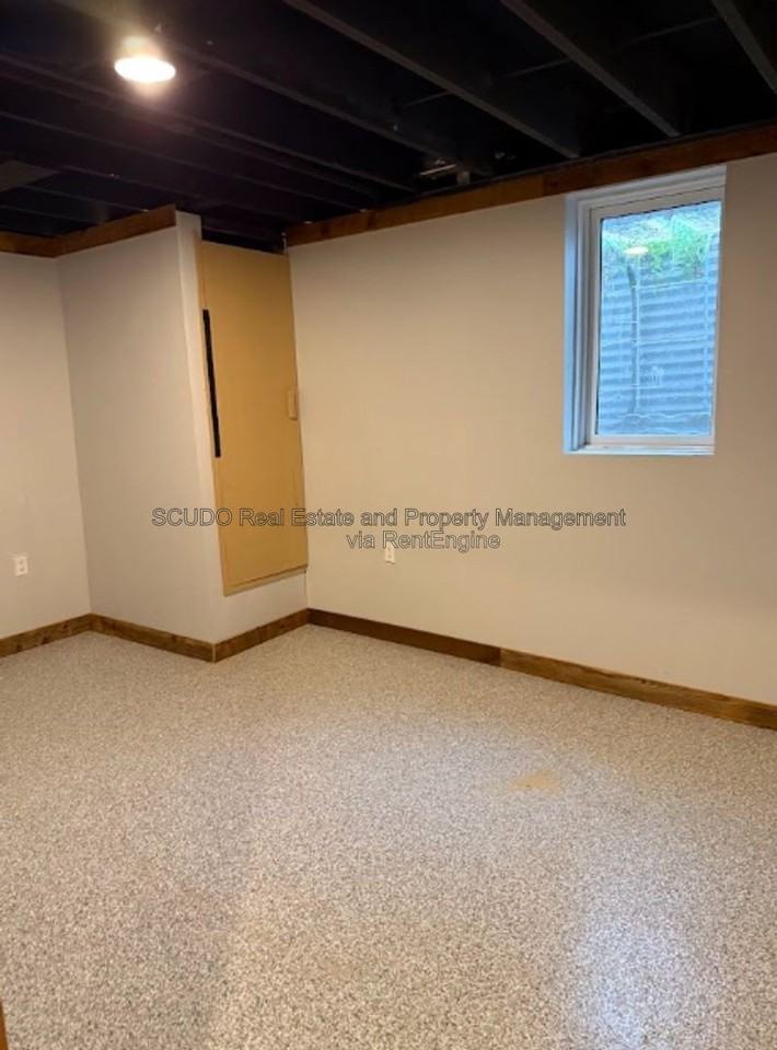 11834 Virginia Ave - Photo 6 of 16