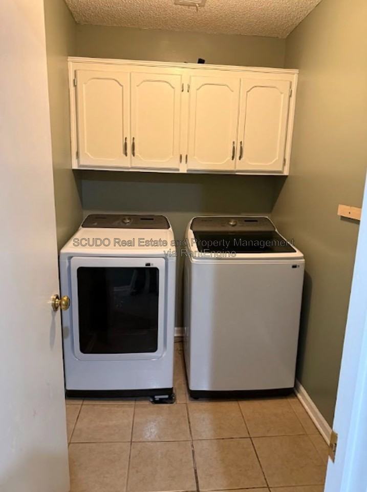 11834 Virginia Ave - Photo 5 of 16