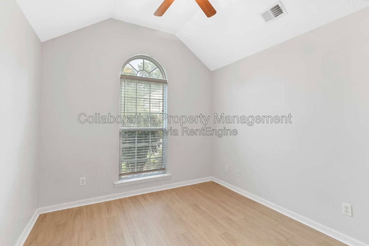 80 Peregrine Cir - Photo 2 of 15