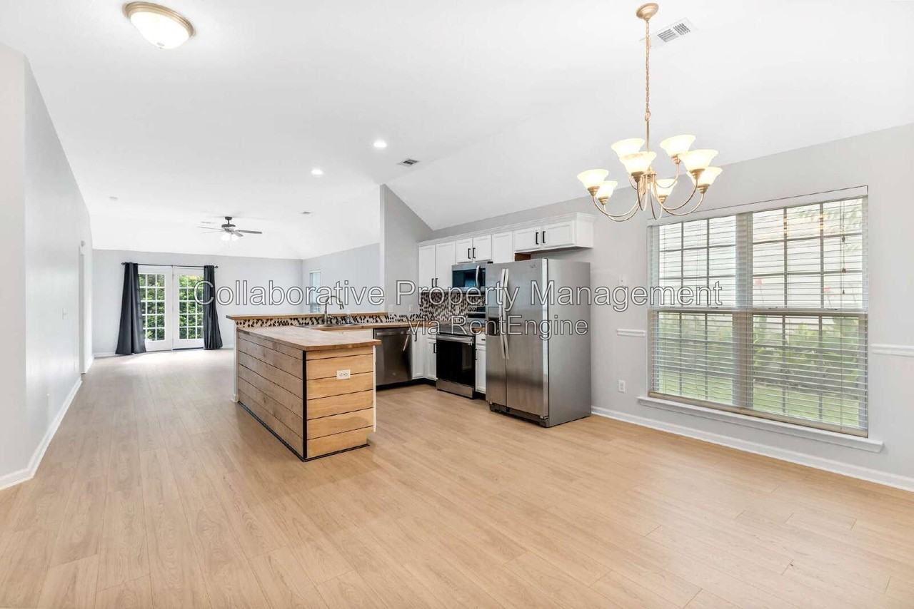 80 Peregrine Cir - Photo 3 of 15