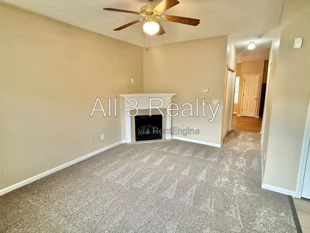 1559 Eastern Sunrise Ln - Photo 4 of 25