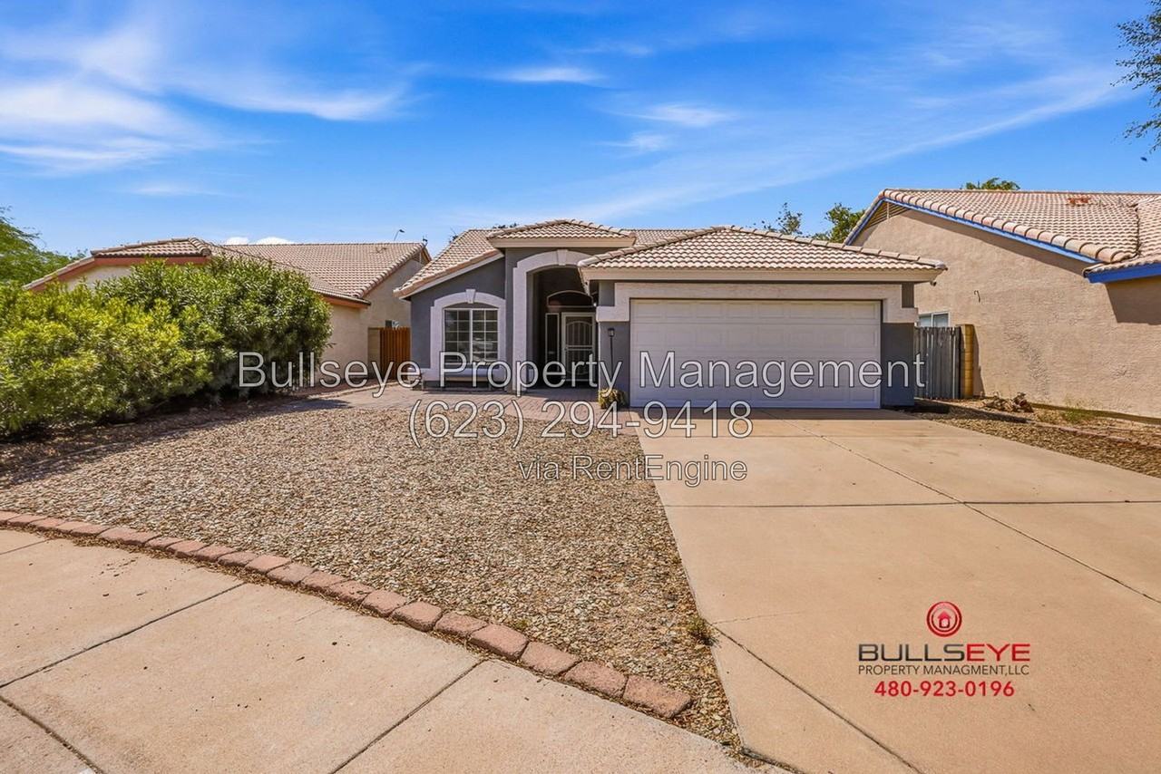 23424 N 42nd Dr - Photo 2 of 33