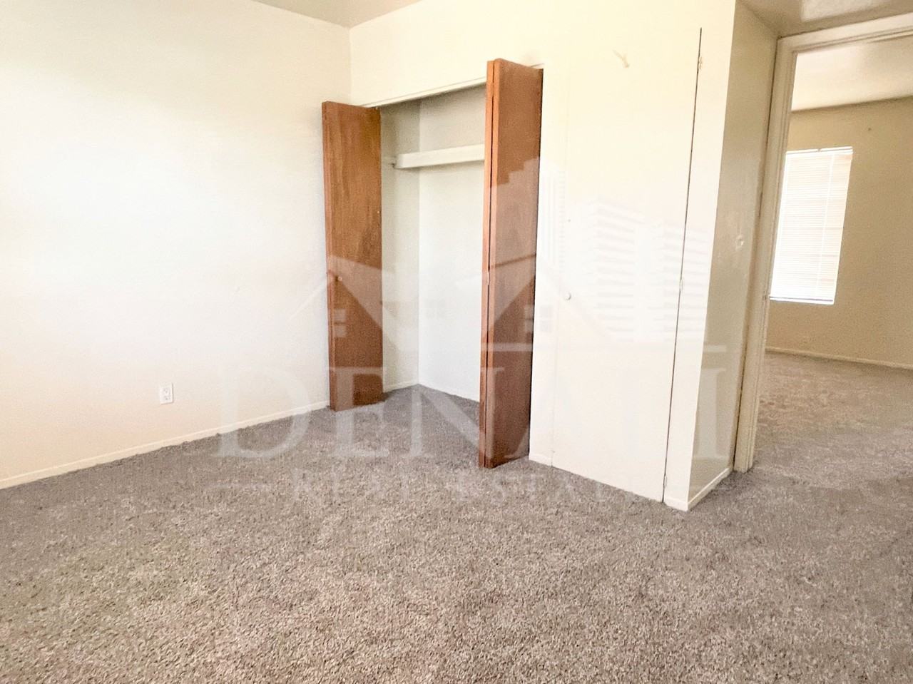 1211 W Apache Trl #L - Photo 6 of 10