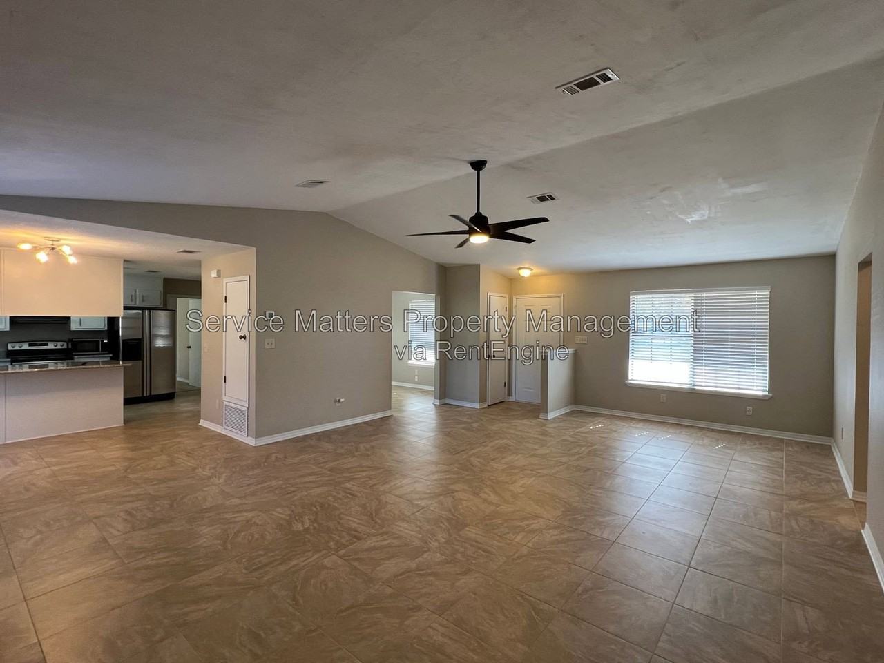 4790 Gregg Ave - Photo 5 of 38