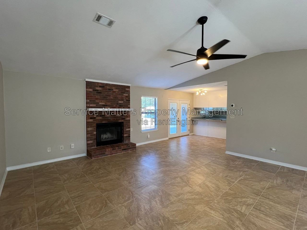 4790 Gregg Ave - Photo 6 of 38