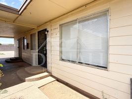 featured image of 1211 W Apache Trl #M