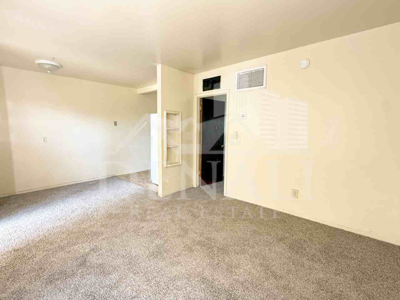 1211 W Apache Trl #M - Photo 3 of 12