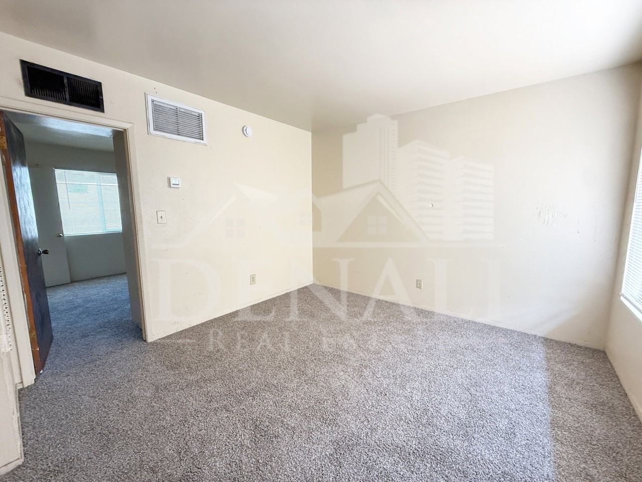 1211 W Apache Trl #M - Photo 5 of 12