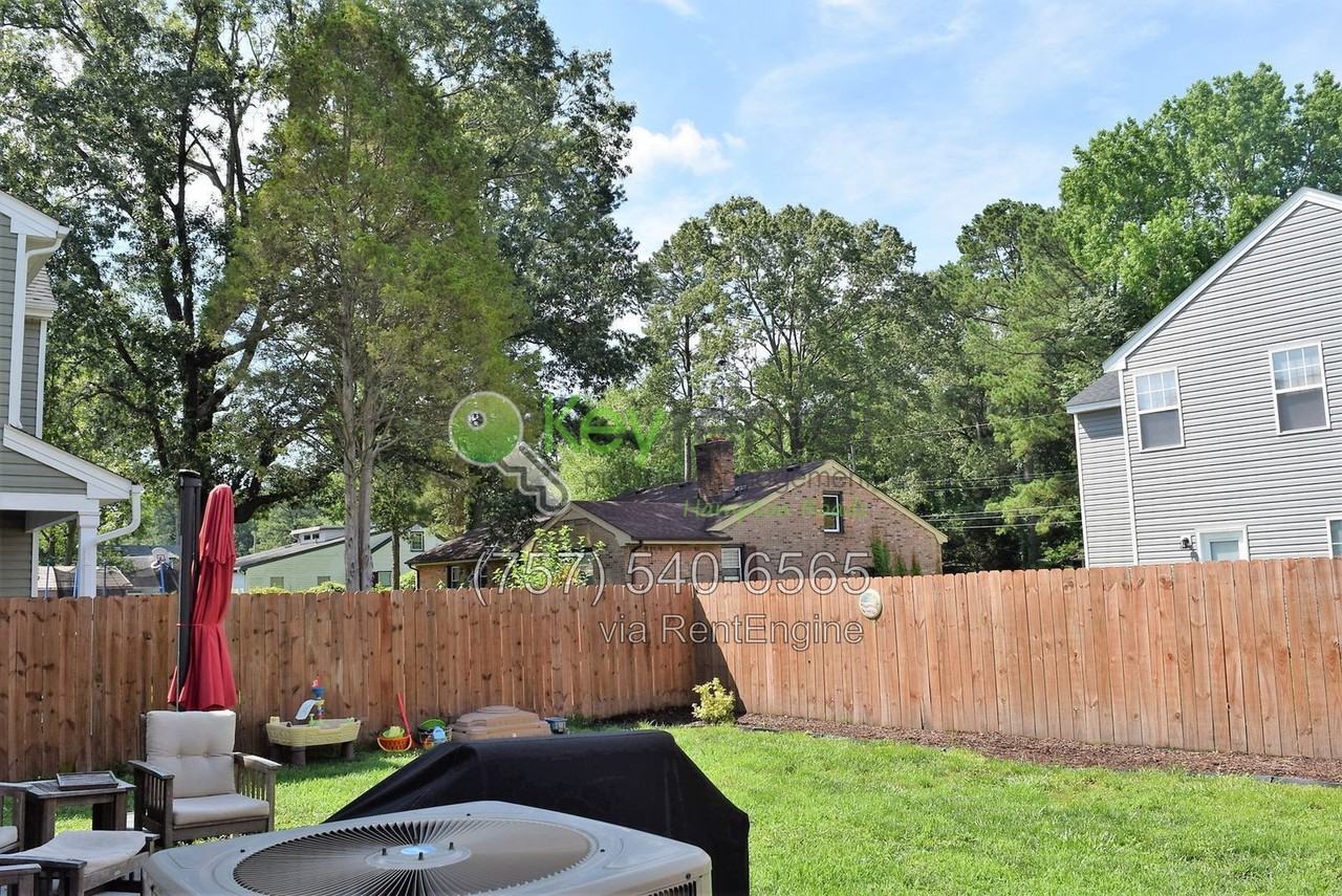 2103 English Ave - Photo 5 of 39