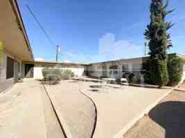 featured image of 1211 W Apache Trl #B