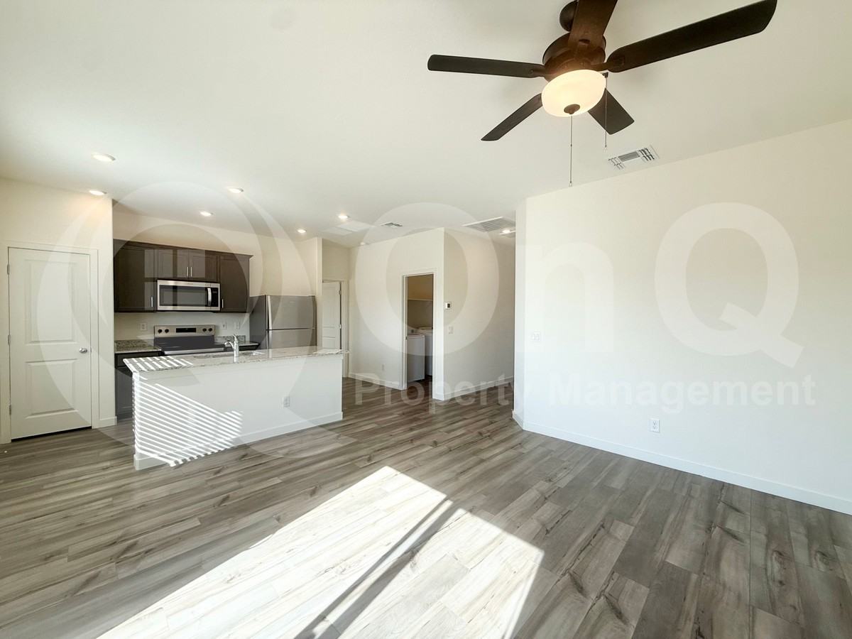 4047 N Ghost Hollow Way - Photo 6 of 19