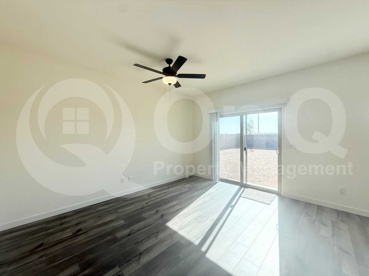 4047 N Ghost Hollow Way - Photo 7 of 19