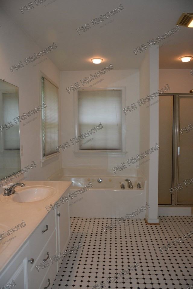 12060 Hunters Hawk Ct - Photo 7 of 11