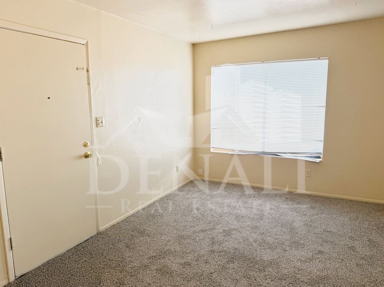 1211 W Apache Trl #N - Photo 4 of 9