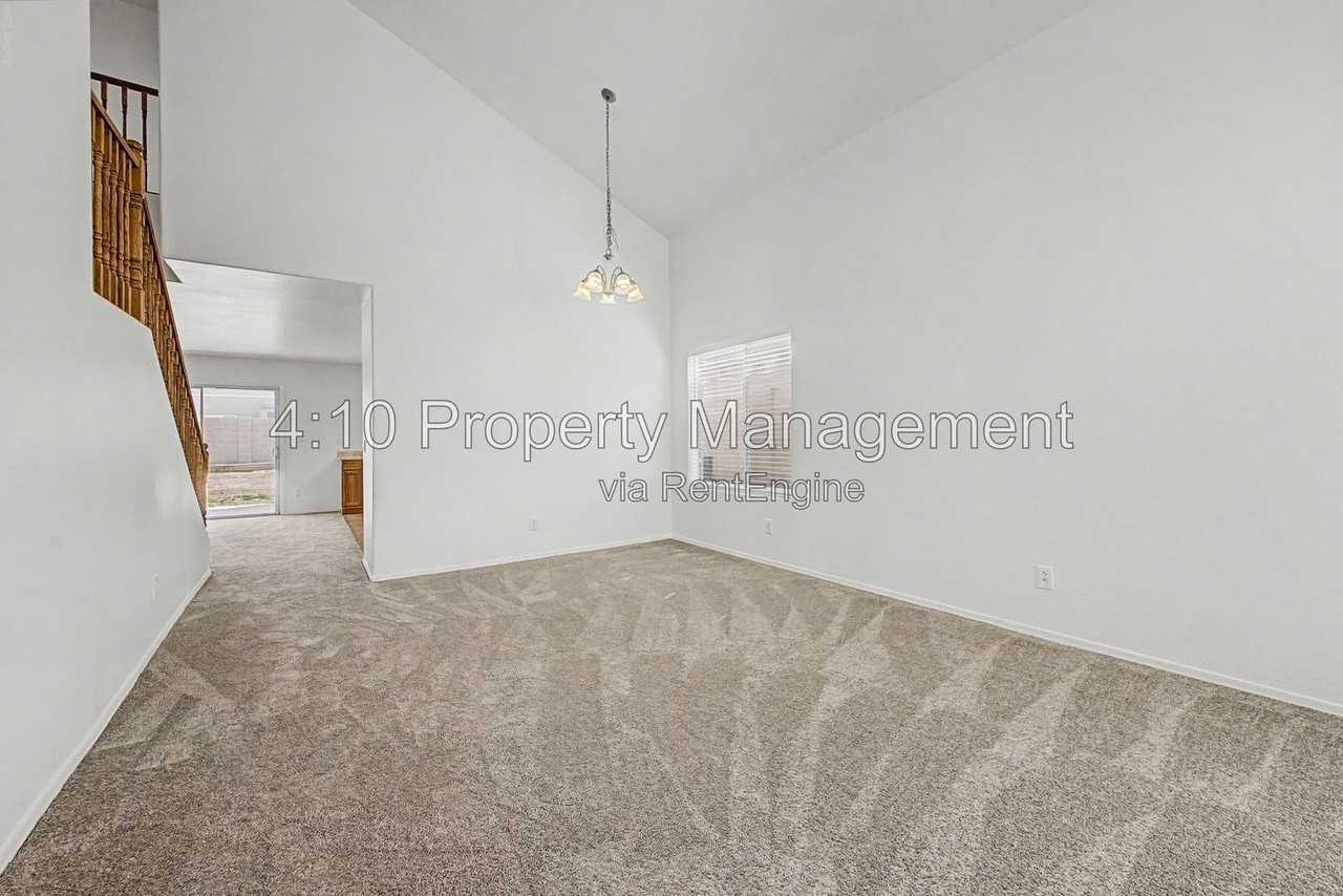 2907 W Peggy Dr - Photo 6 of 39