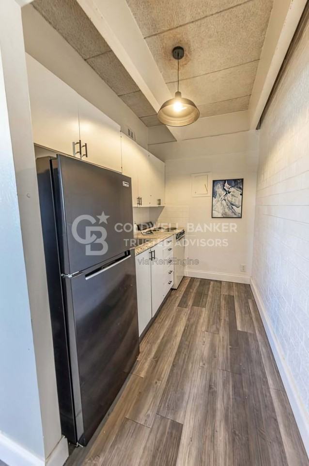 2601 York Ave #208 - Photo 6 of 50