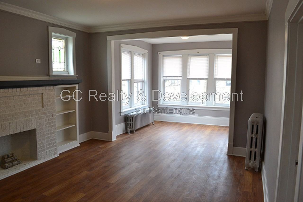 4820 N Springfield Ave #4 - Photo 5 of 17