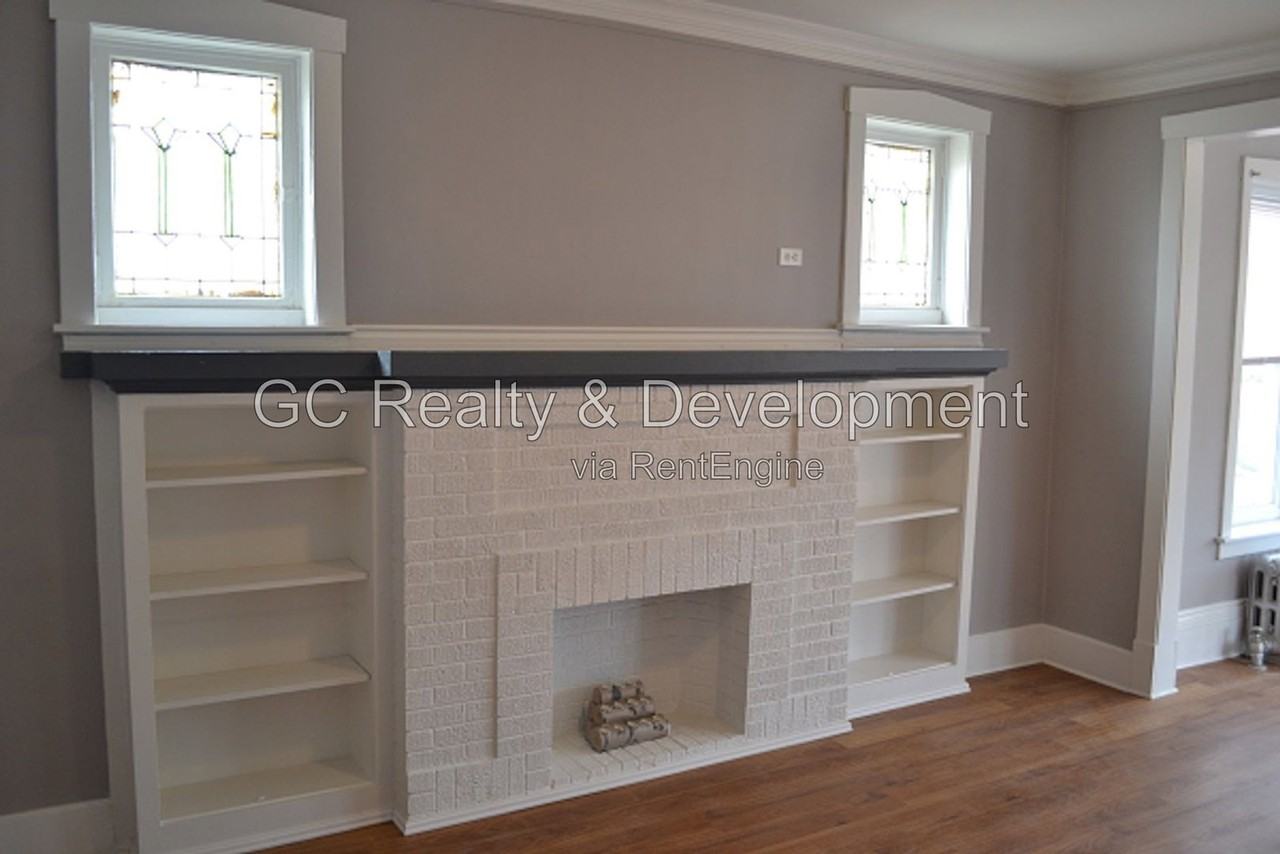 4820 N Springfield Ave #4 - Photo 7 of 17