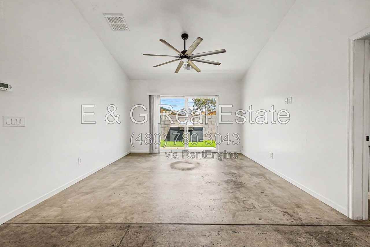 505 N 16th Ave - Photo 3 of 24