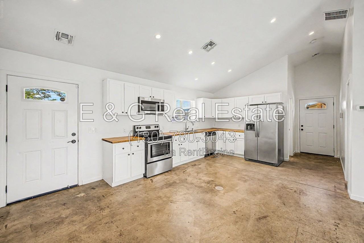 505 N 16th Ave - Photo 7 of 24