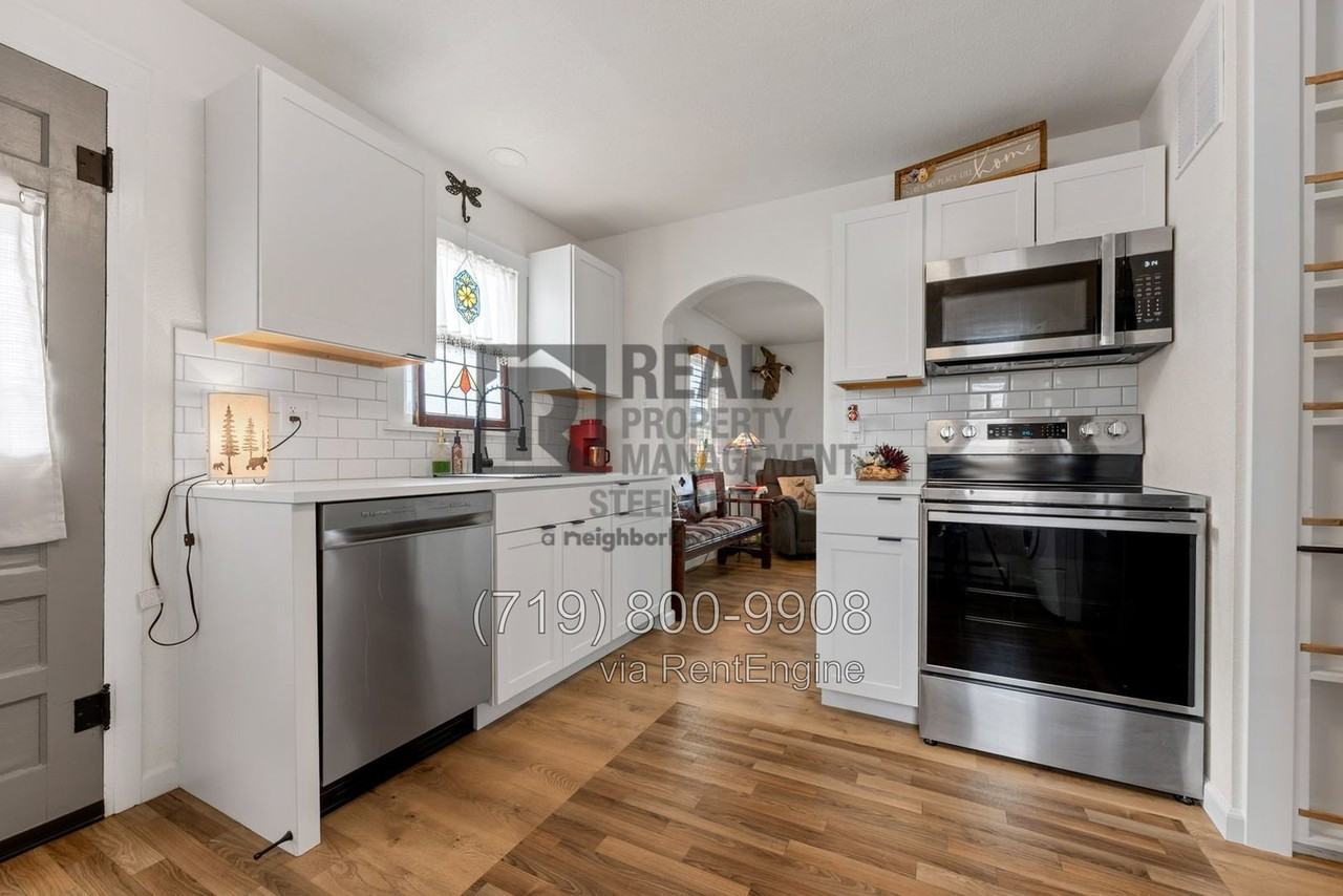 1601 Jackson St - Photo 7 of 22