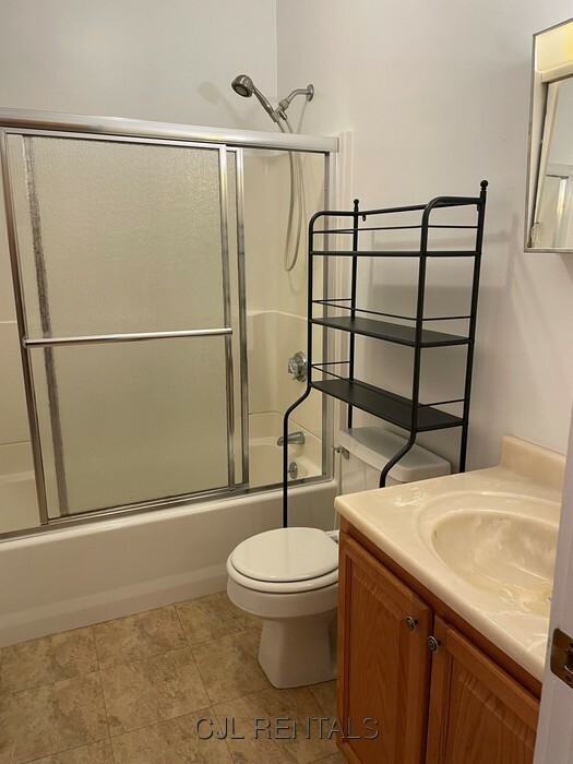 376 Crescent St #1 - Photo 7 of 30