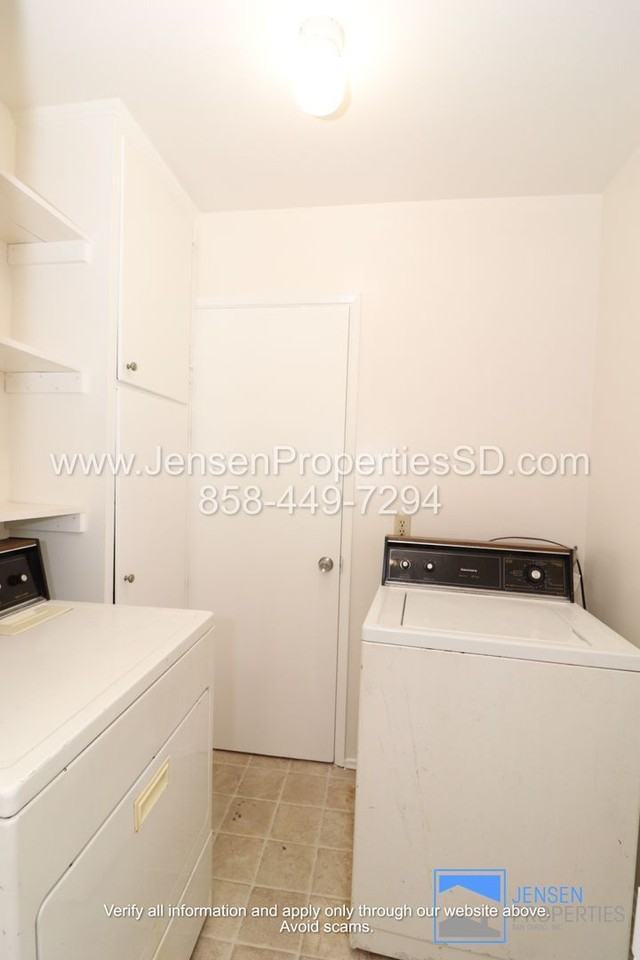 4253 50th St - Photo 4 of 7