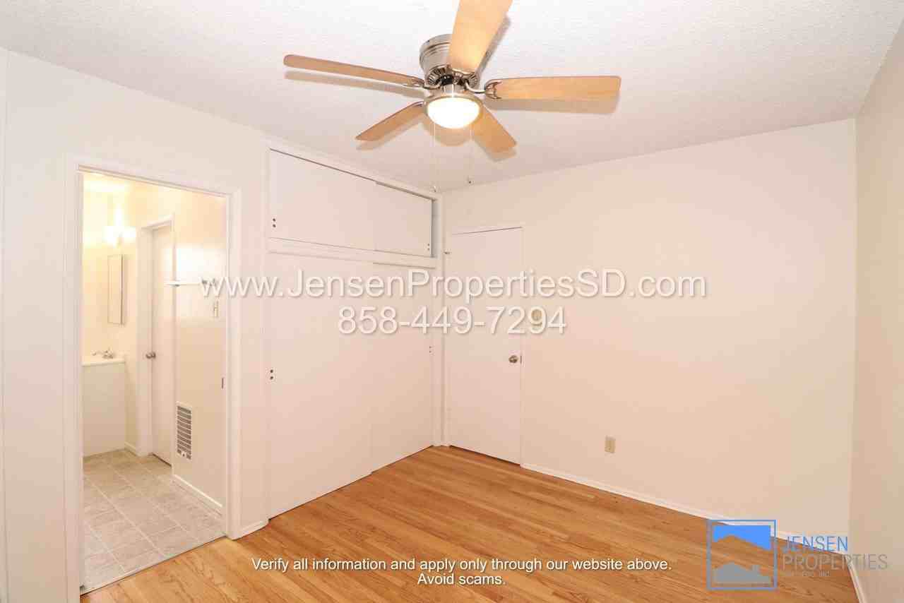 4253 50th St - Photo 6 of 7