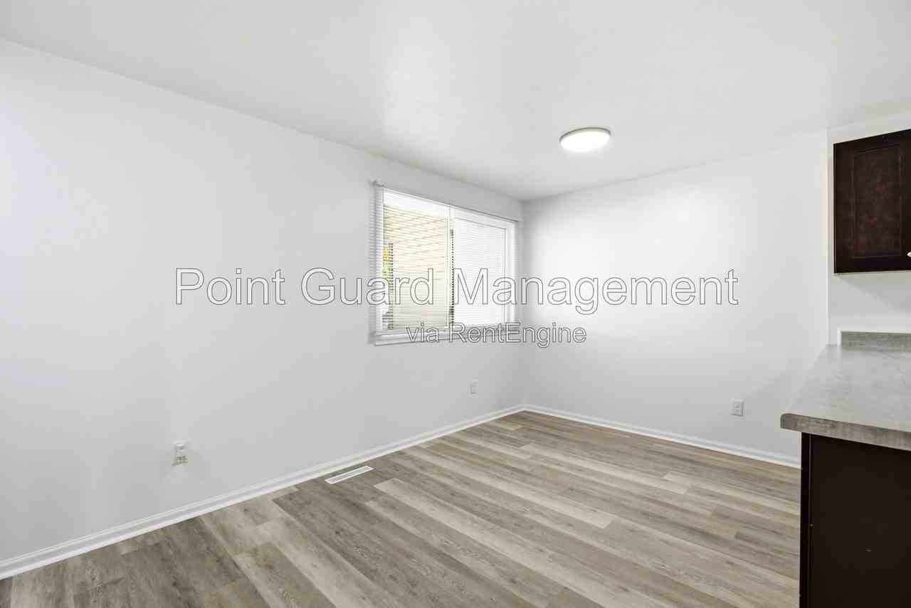 3038 E Bragstad Dr - Photo 3 of 38