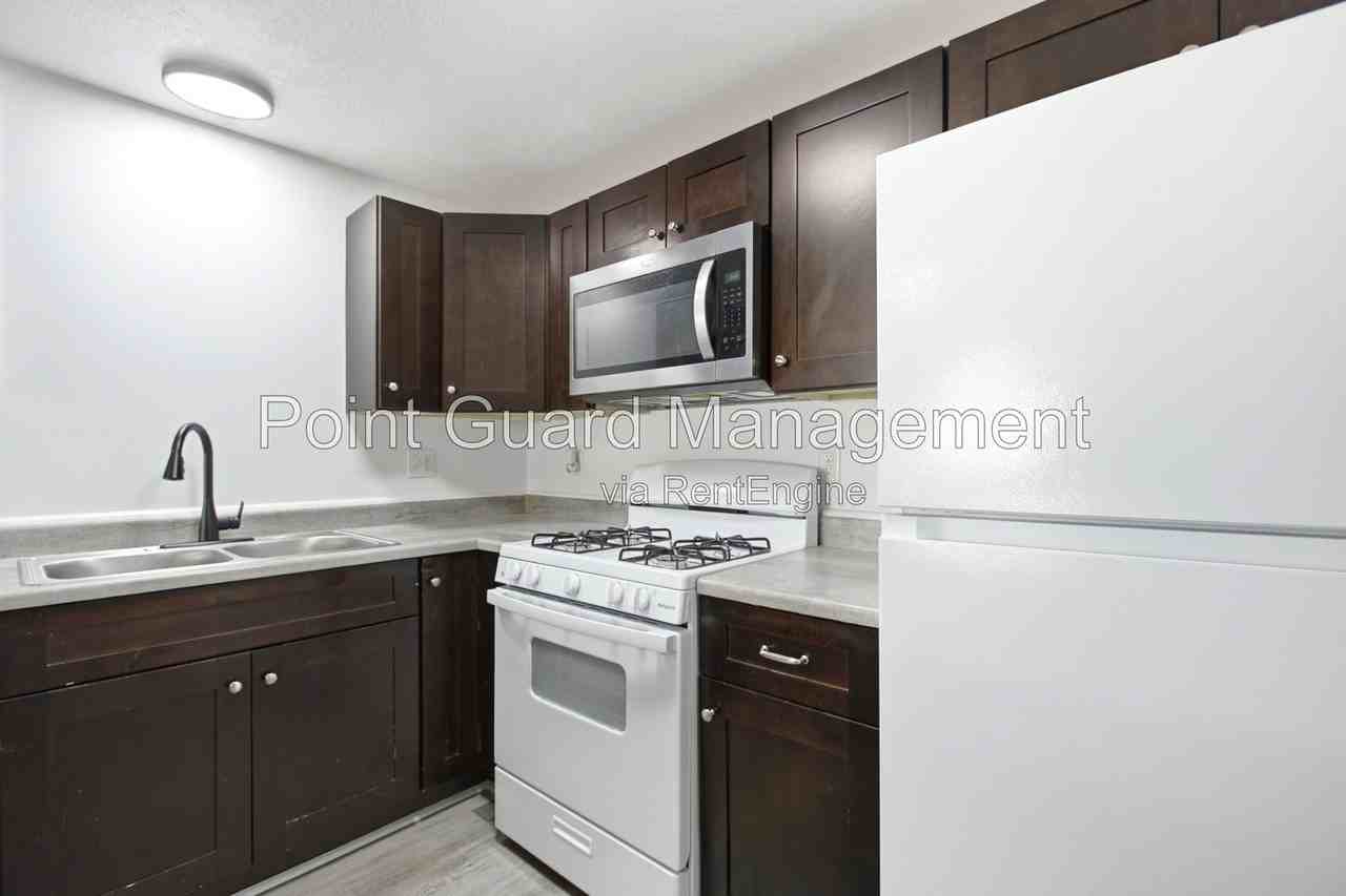 3038 E Bragstad Dr - Photo 4 of 38