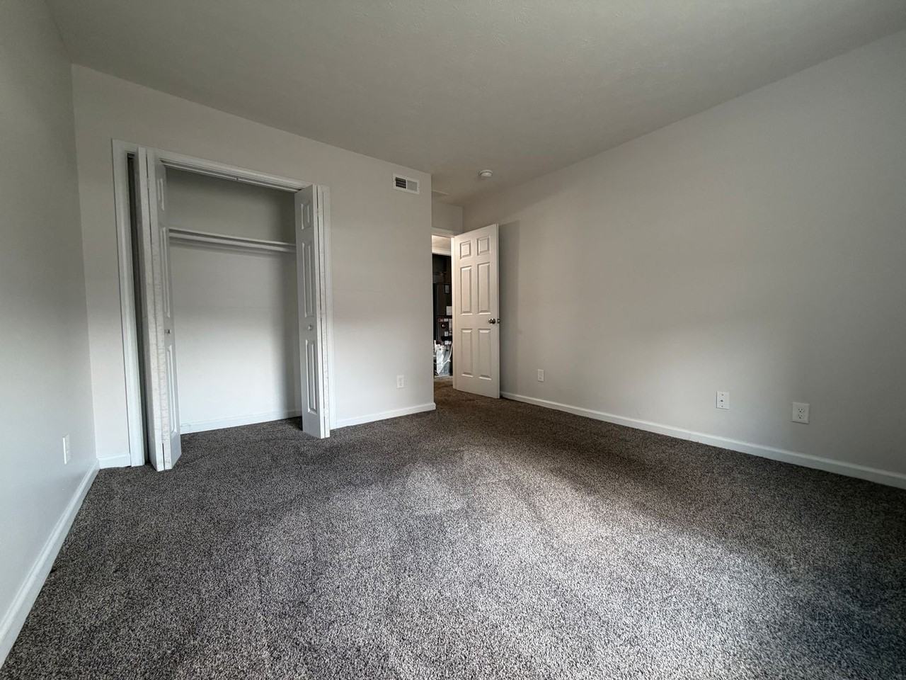 421 Poplar Level Ct #317 - Photo 4 of 11
