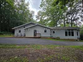 featured image of 5120 Naomi Rd
