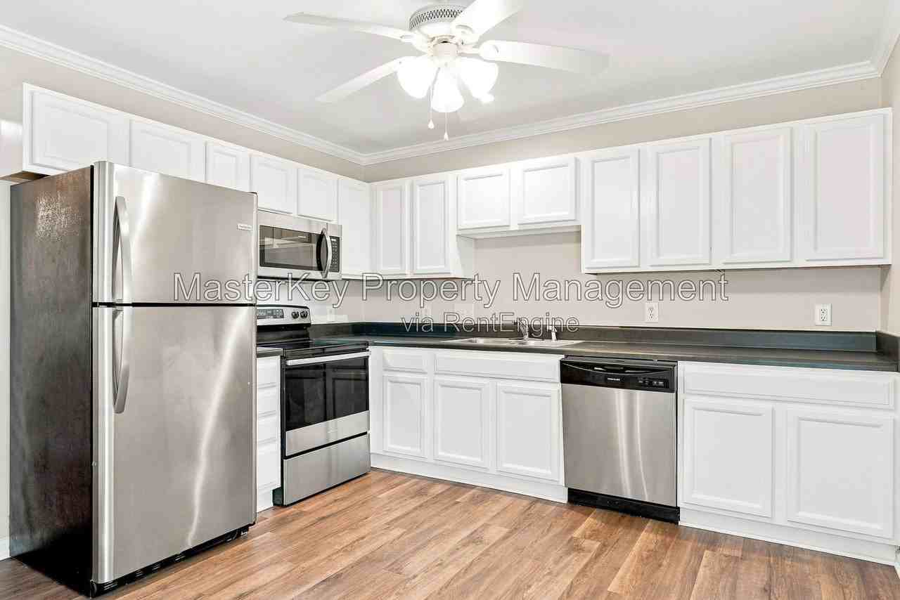 69 Red Ln - Photo 2 of 30