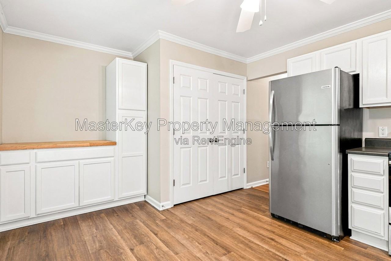 69 Red Ln - Photo 4 of 30