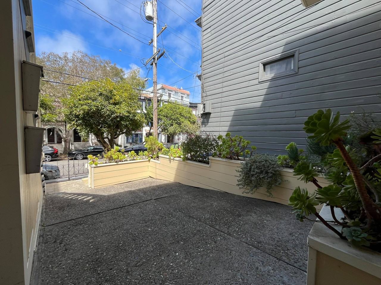 1279 Page St - Photo 3 of 28