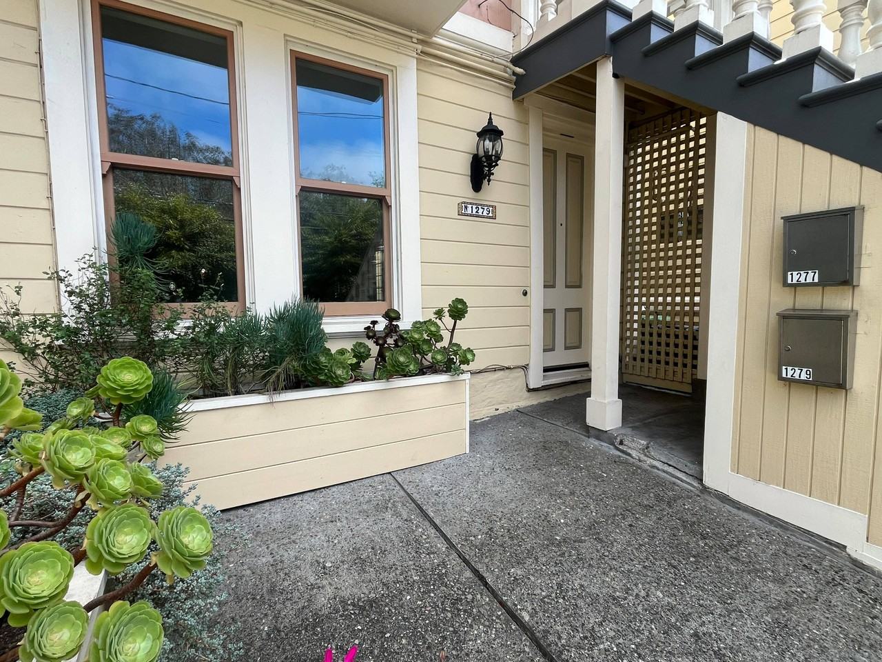 1279 Page St - Photo 4 of 28
