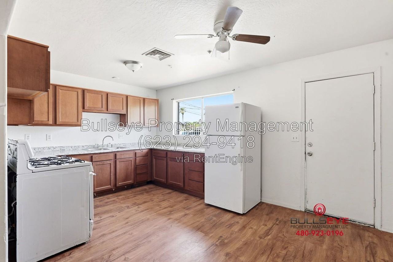 5644 S 7th St #2 - Photo 5 of 20