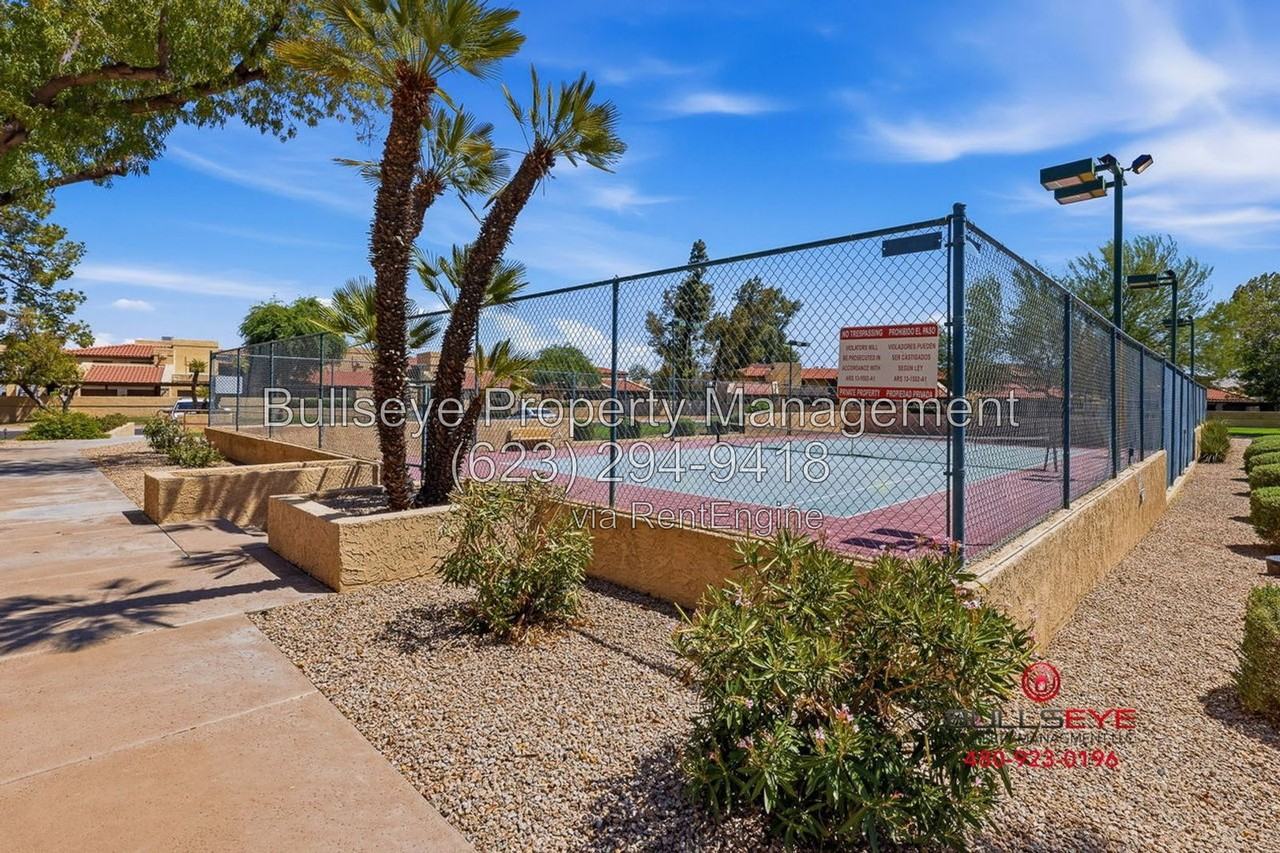 8344 N 21st Dr #I112 - Photo 5 of 32