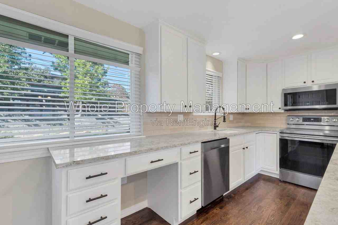 7085 W 71st Ave - Photo 6 of 27