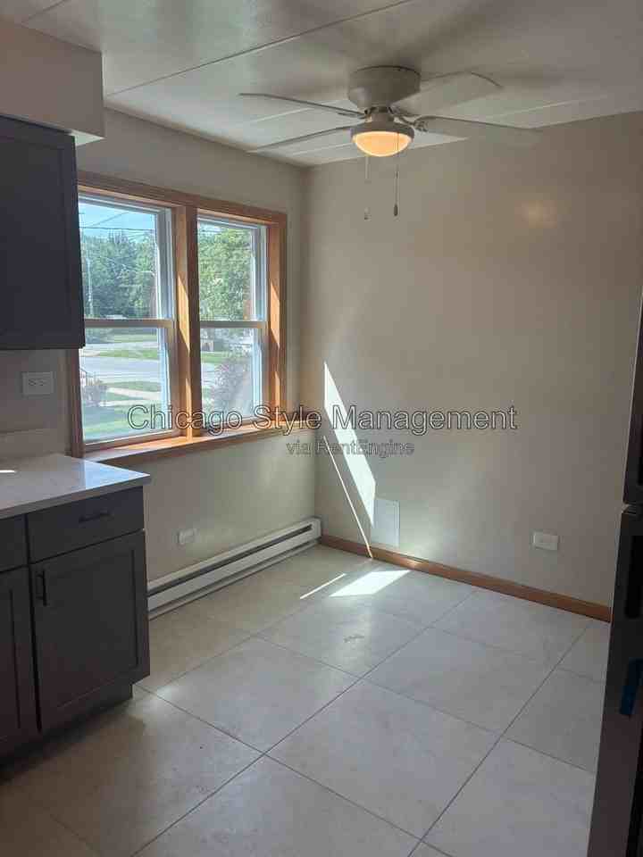 18 E 137th St #1 - Photo 5 of 10