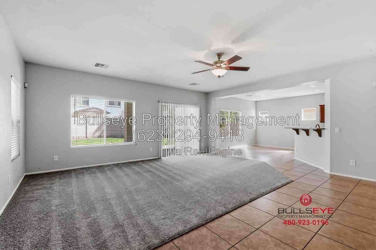 4224 E Bruce Ct - Photo 5 of 33