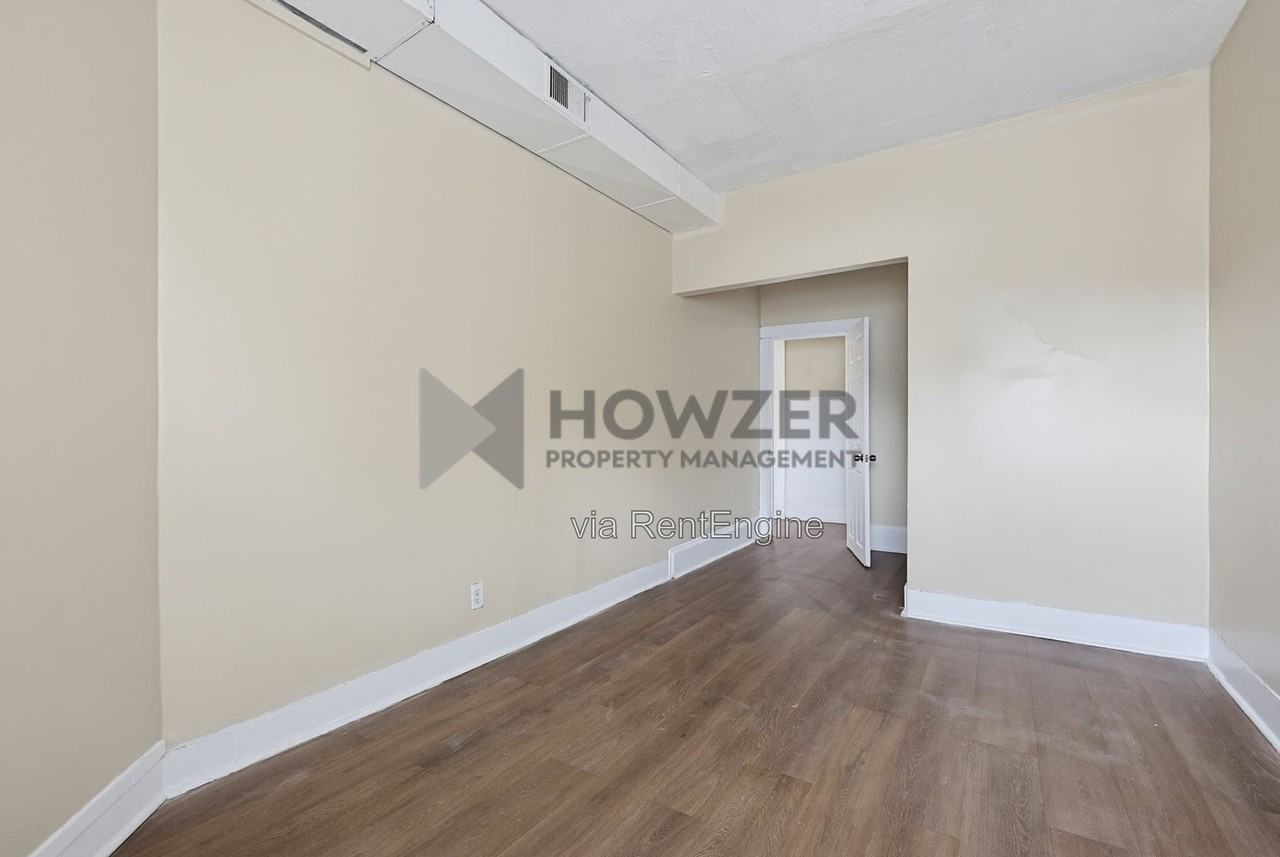 16 Chester Ave Unit 16 #16 - Photo 5 of 30