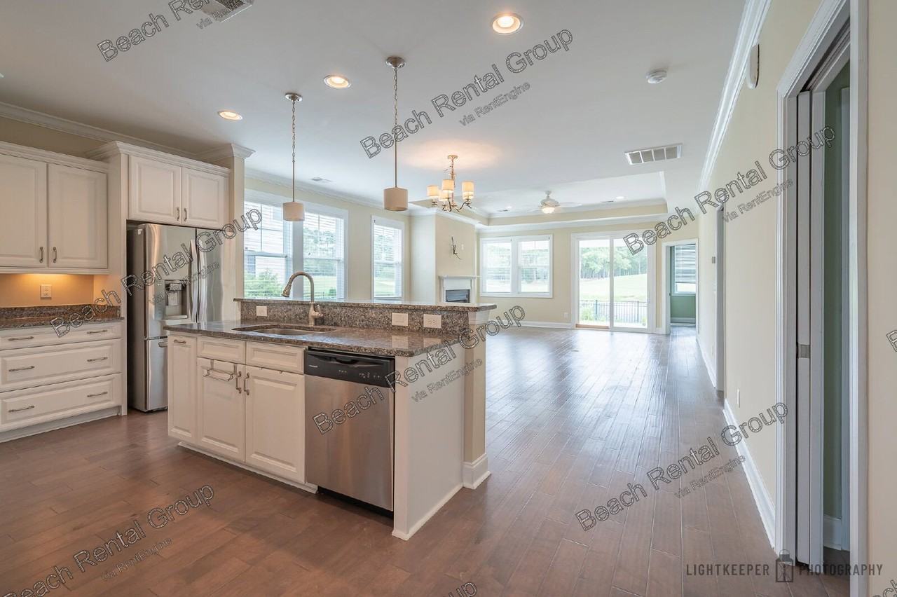 121 Champions Village Dr - Photo 7 of 26