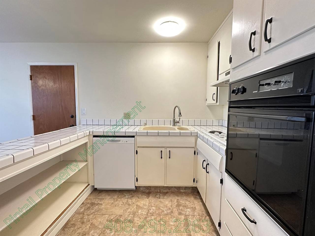 965 Amstutz Dr - Photo 3 of 32