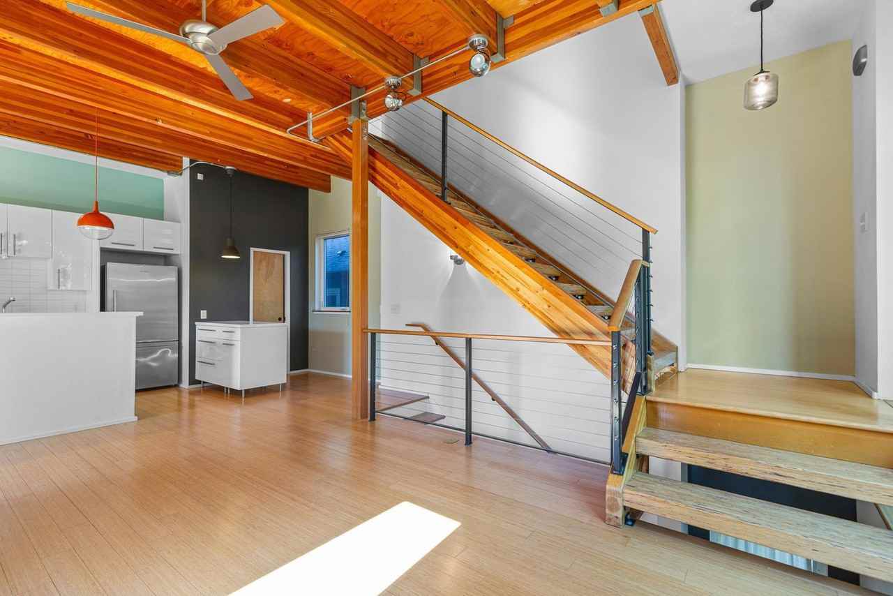 500 Ne Brazee St #1B - Photo 5 of 25