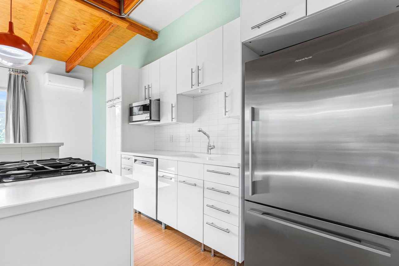 500 Ne Brazee St #1B - Photo 7 of 25