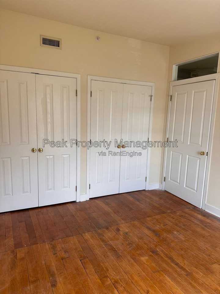 16 N 22nd St #405 - Photo 4 of 23