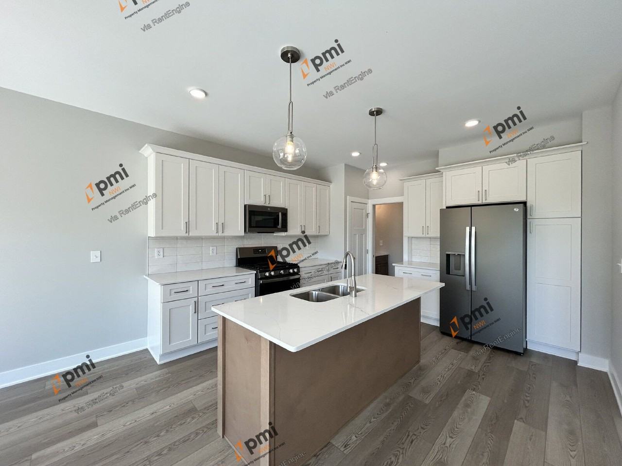 1942 N Park Rd - Photo 4 of 18